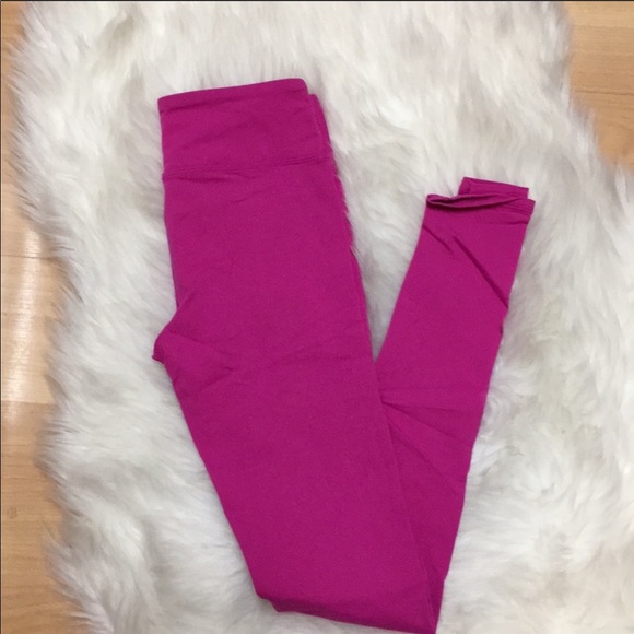 Fabletics Pants - Fabletics fuchsia leggings Maddie Ziegler